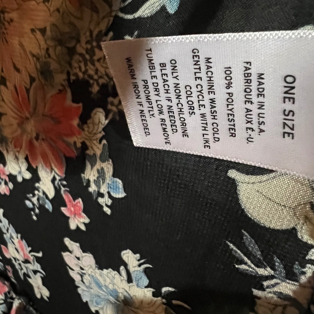 Beautiful, open front dressy or casual Kimono - Picture 4 of 4